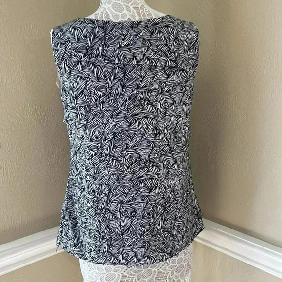 Dressbarn Collection Shell - Picture 4 of 7